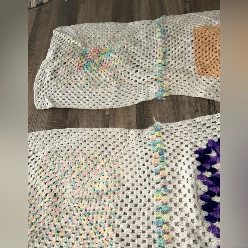 Vintage Crochet Afghan Panel Granny Square Blanket Project Upcycle Craft Project - Picture 10 of 13